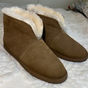BearPaw Tan Suede plush lined Slipper boot sz 9